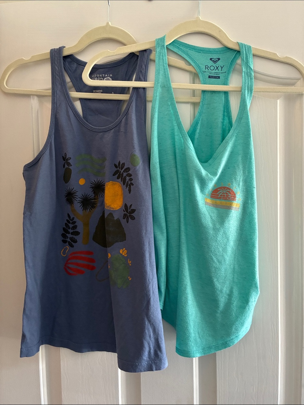 Roxy Girls' Teal and Blue Graphic Racerback Tank Tops